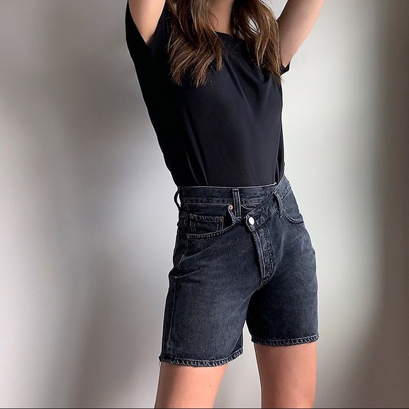 AGOLDE | Criss Cross Upsized Organic Cotton Denim Shorts - Picture 2 of 11